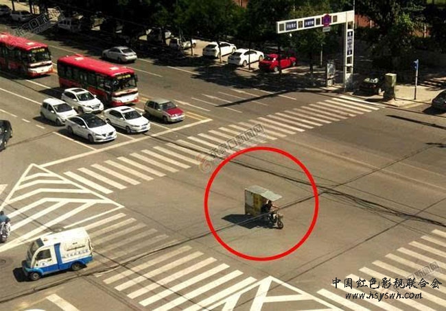 快递小哥你们辛苦了，请放过我们吧！